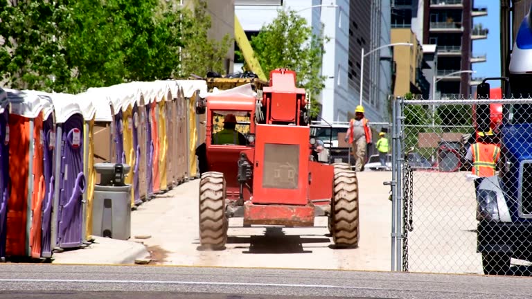 Best Portable Restroom Servicing (Cleaning and Restocking)  in Oologah, OK